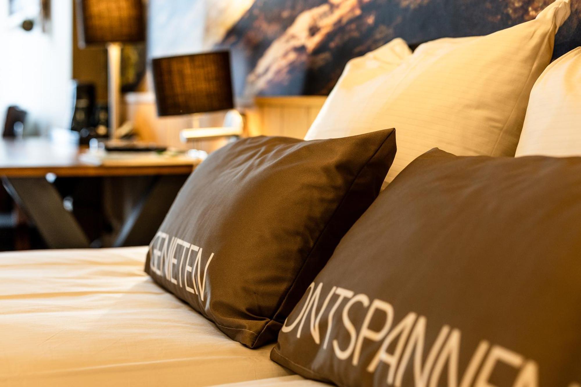 Hotel Restaurant 'De Vossenberg' Vierhouten Exteriör bild