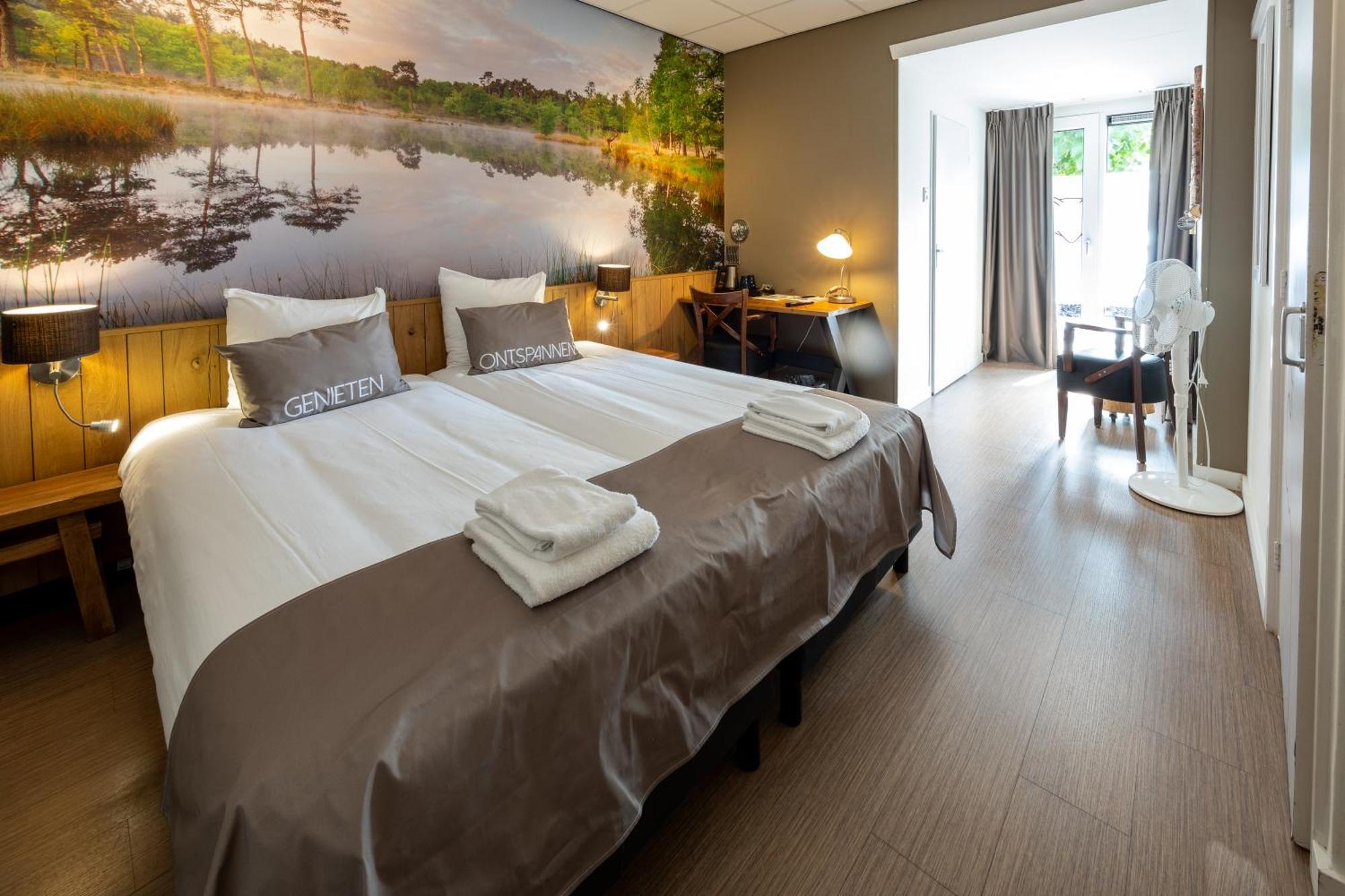Hotel Restaurant 'De Vossenberg' Vierhouten Exteriör bild